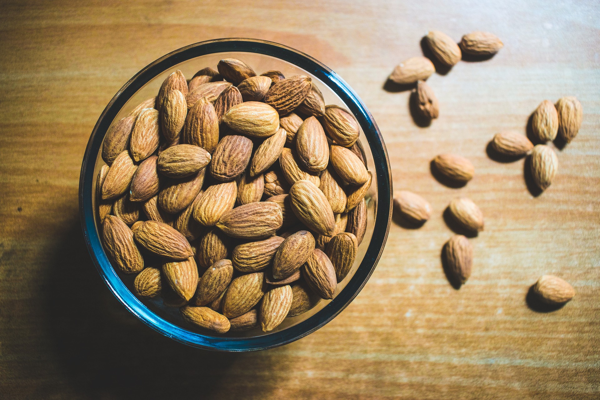 Almonds  photo 2